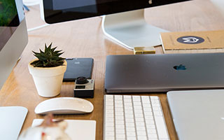 西甲爆大冷！9人皇马0-2竟不敌保级队！阿隆索怒批：裁判故意针对